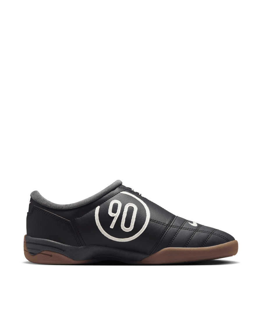 Nike Total 90 (Black/Coconut Milk-Gum Dark Brown)