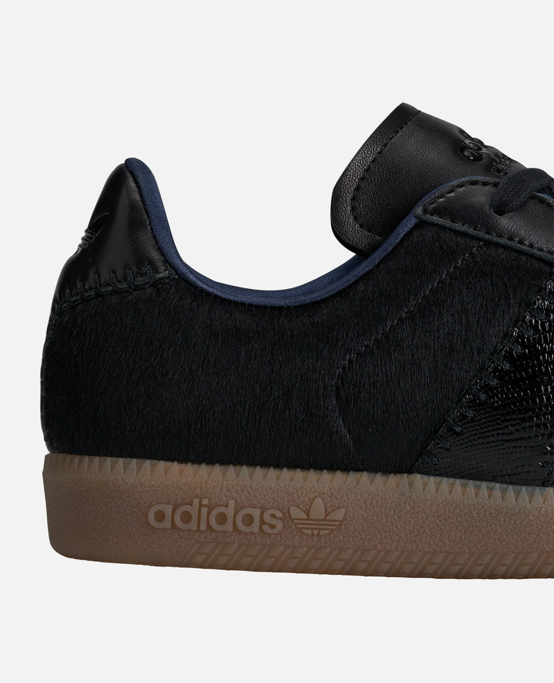 adidas WB BW Army Black PO (Core Black/Core Black/Gum5) Adidas