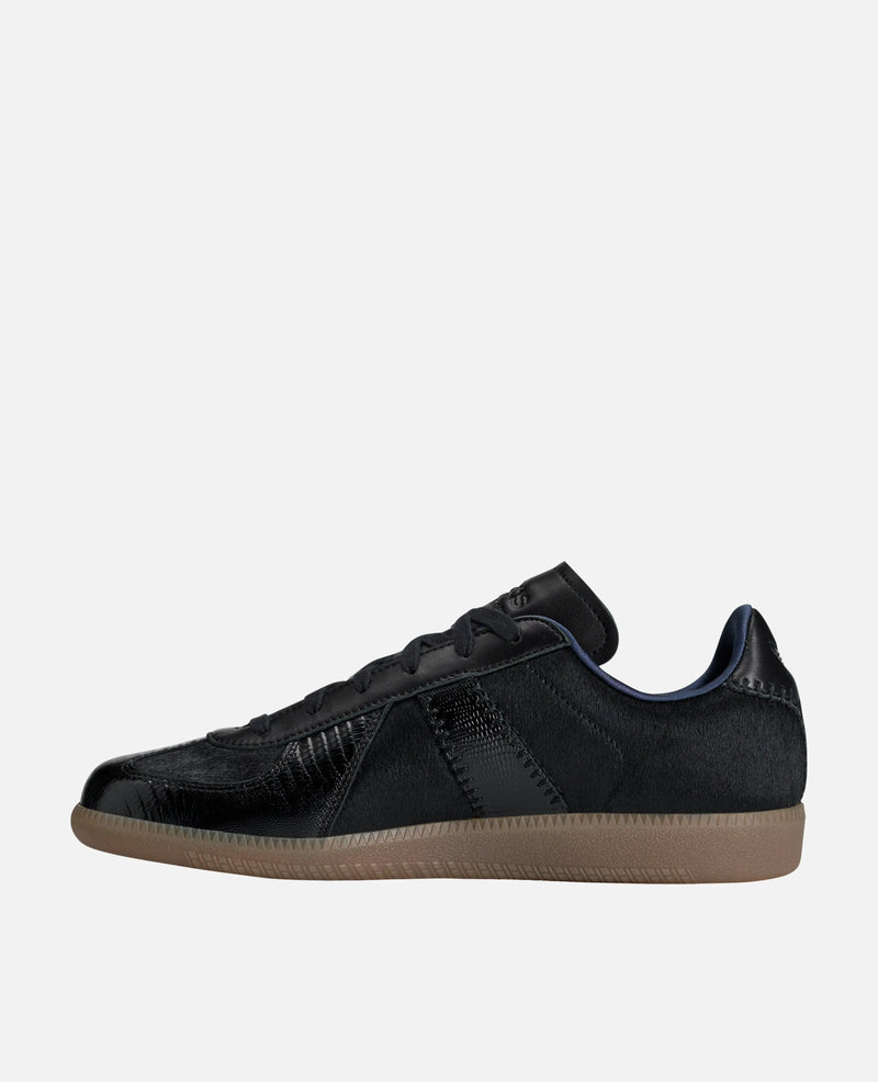 adidas WB BW Army Black PO (Core Black/Core Black/Gum5) Adidas