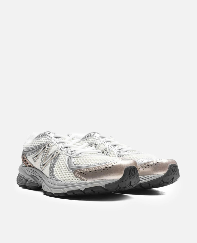 New Balance 860V2 'Gold Metallic' (Seasalt/Goldmetallic) New Balance