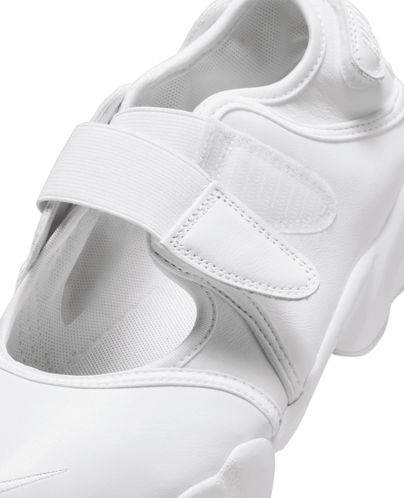 Nike WMNS Nike Air Rift (White/White - Black) - Patta