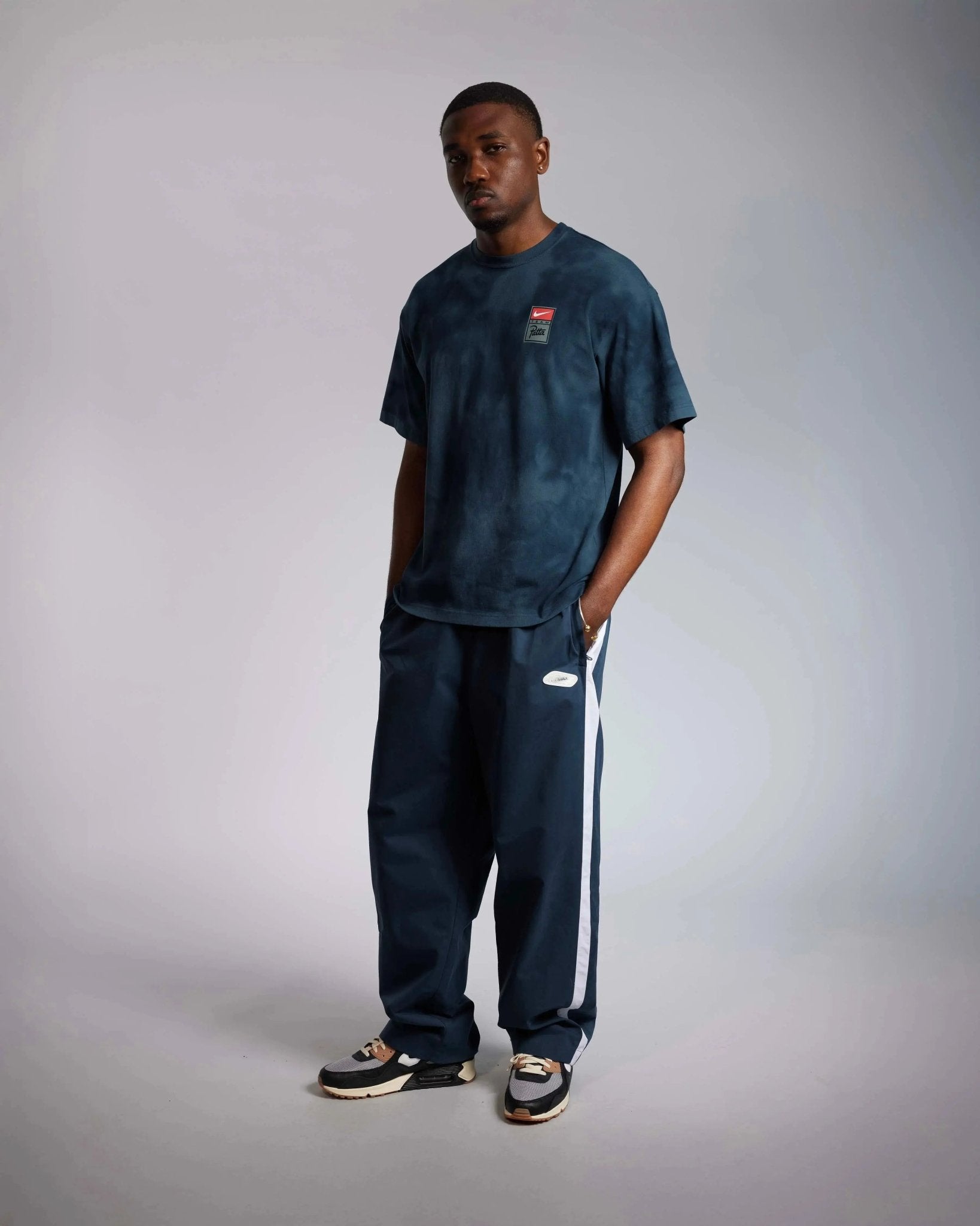 トップス Nike x Patta T-Shirt \"Squadron Blue/Deep Nike Nike x Patta T-Shirt SQUADRON BLUE/DEEP OCEAN HQ3907-416